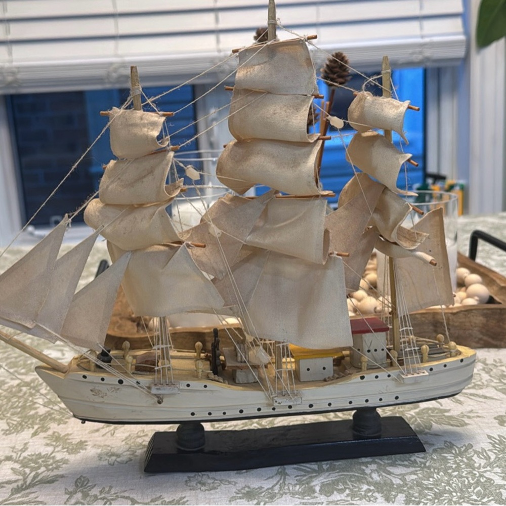 Model Ship